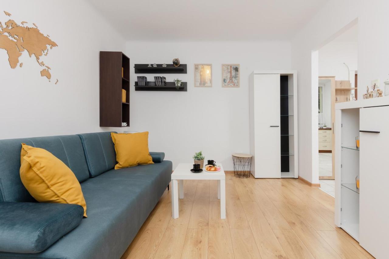 Warsaw Airport Studio Astronautow With Balcony By Renters Apartment Exterior photo